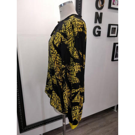 Blouse en soie imprimée jaune et noir
