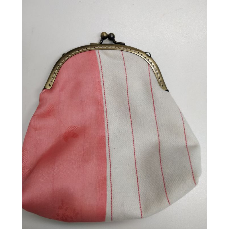 Petit porte monnaie en laine