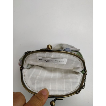 petit porte monnaie en soie pour la fête