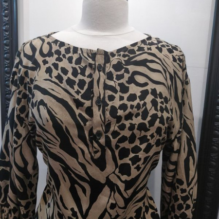 Robe en soie imprimée animal