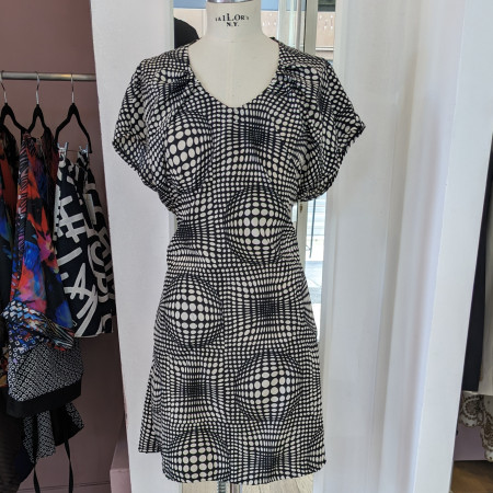 Robe  courte chic élégante