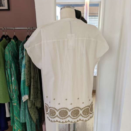 Blouse en coton anglaise manche courte