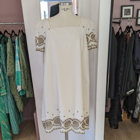 Robe en tissu anglaise écru