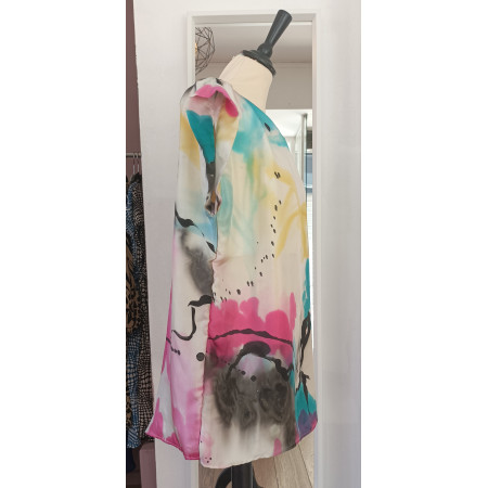 Blouse en soie peinte à la main