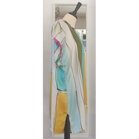 Blouse en soie peinte à la main