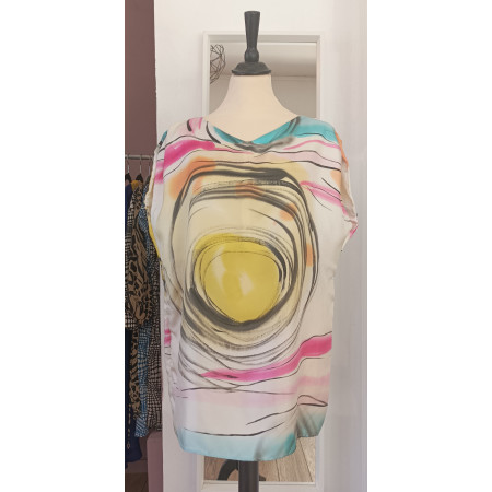 Blouse en soie peinte à la...